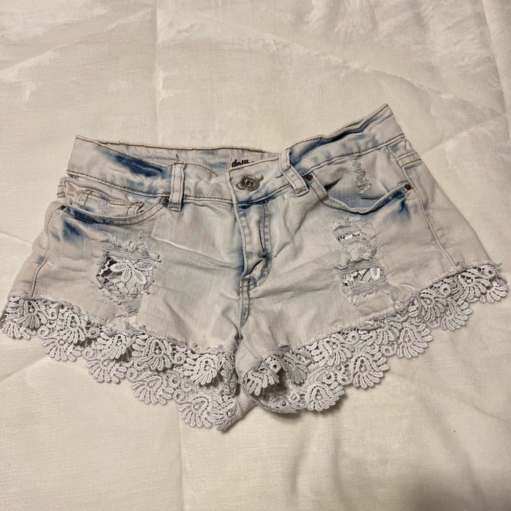 Dollhouse Lace Trim Shorts Size 5